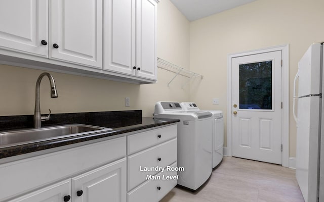 2385 Clear Brooks Dr, Signal Mountain, TN 37377 - laundry room with a sink and washer and dryer