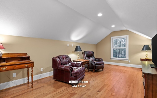 2385 Clear Brooks Dr, Signal Mountain, TN 37377 - sitting room with light wood finished floors, vaulted ceiling, baseboards, and recessed lighting
