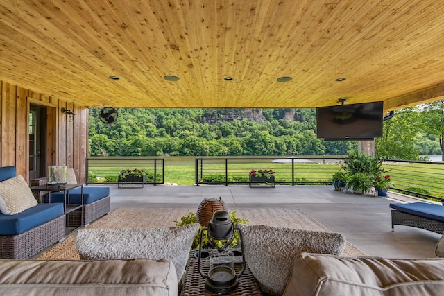 1054 Sunrise Cir, Ashland City, TN 37015