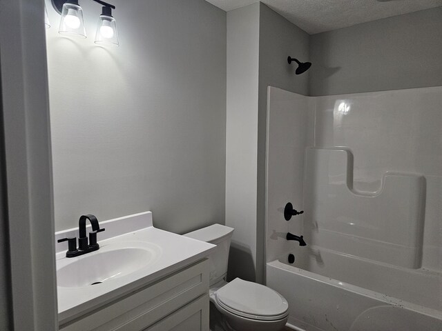 1331 Springplace Rd, Lewisburg, TN 37091 - full bath with toilet, vanity, a textured ceiling, and bathtub / shower combination
