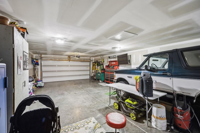 321 Union Pier Dr, Mount Juliet, TN 37122 - garage with a garage door opener