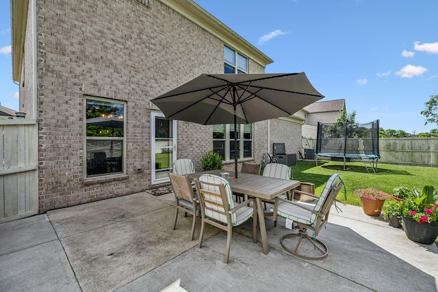 321 Union Pier Dr, Mount Juliet, TN 37122 - view of patio featuring a trampoline and outdoor dining space