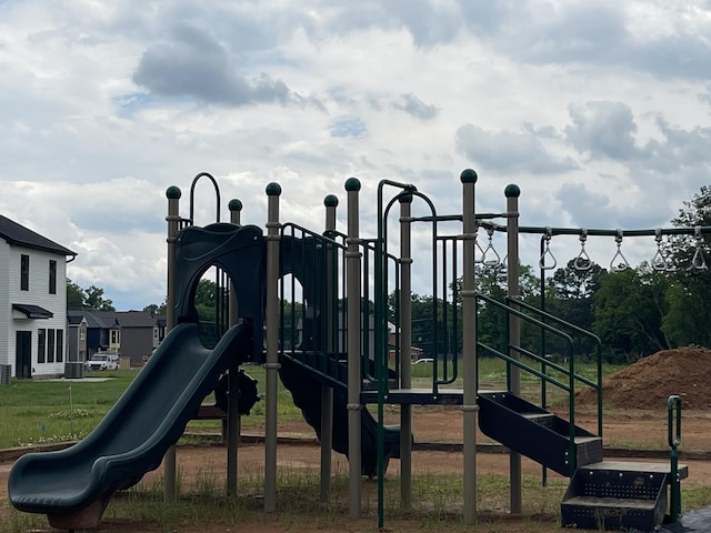 56 Charleston Cv, Clarksville, TN 37043 - view of communal playground