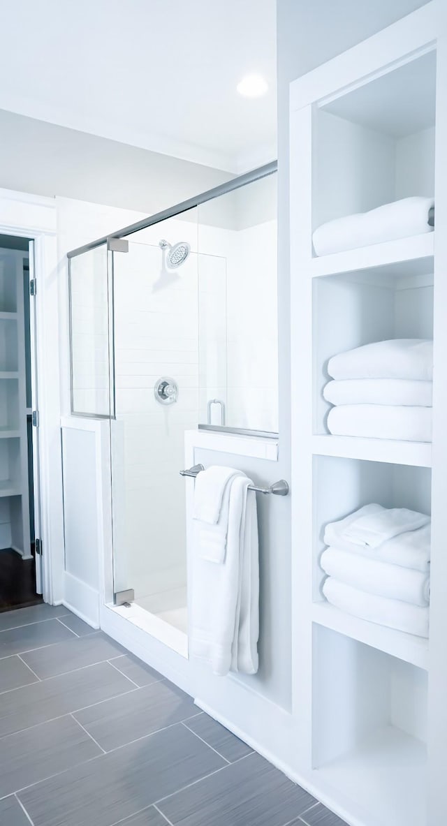 10B Fern Ave, Nashville, TN 37207 - full bath with a shower stall