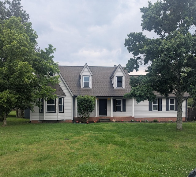 8351 Stewarts Bend Dr, Murfreesboro, TN 37129 - new england style home with a front lawn and a shingled roof