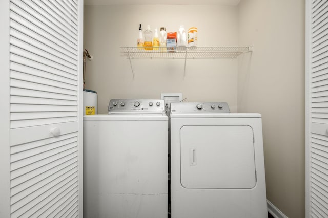 380 Strawberry Dr, Winchester, TN 37398 - laundry room with independent washer and dryer