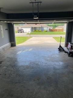 117 Raspberry Dr, Winchester, TN 37398 - view of garage