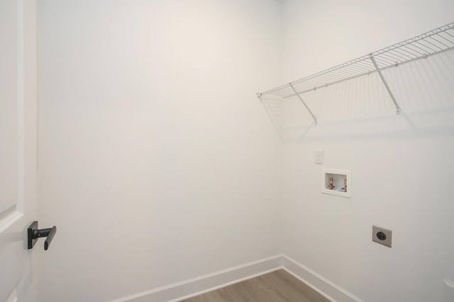 122 W Cassa Way, Mount Juliet, TN 37122 - washroom with electric dryer hookup, baseboards, washer hookup, and wood finished floors