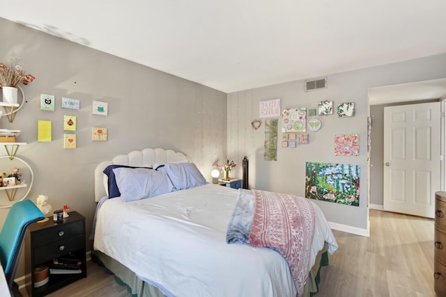 2433 Kennedy Ct Unit 2433, Franklin, TN 37064 - bedroom featuring wood finished floors and baseboards