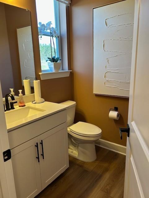 131 W Cassa Way, Mount Juliet, TN 37122 - bathroom featuring wood finished floors, toilet, vanity, and baseboards