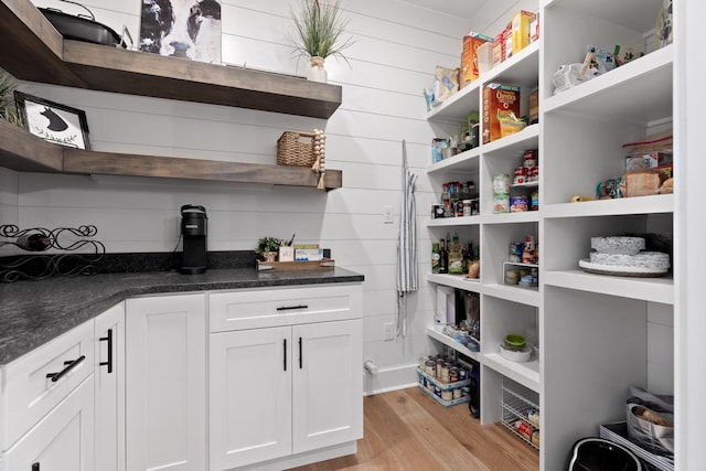 1440 Bowman Rd, Hixson, TN 37343 - view of pantry