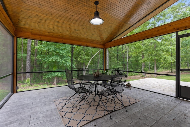 1440 Bowman Rd, Hixson, TN 37343 - sunroom / solarium featuring vaulted ceiling, outdoor dining area, and a forest view