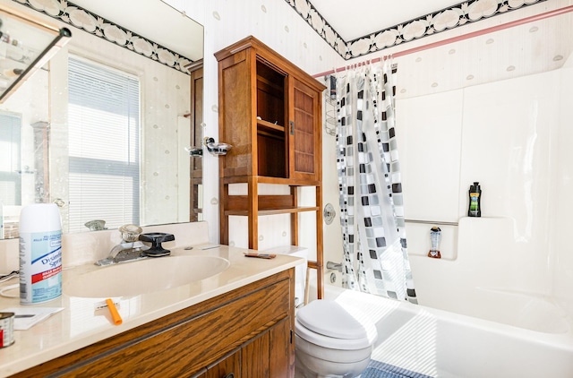 1500 Rice Hill Ct, Antioch, TN 37013 - full bathroom featuring wallpapered walls, toilet, shower / bath combo with shower curtain, and vanity