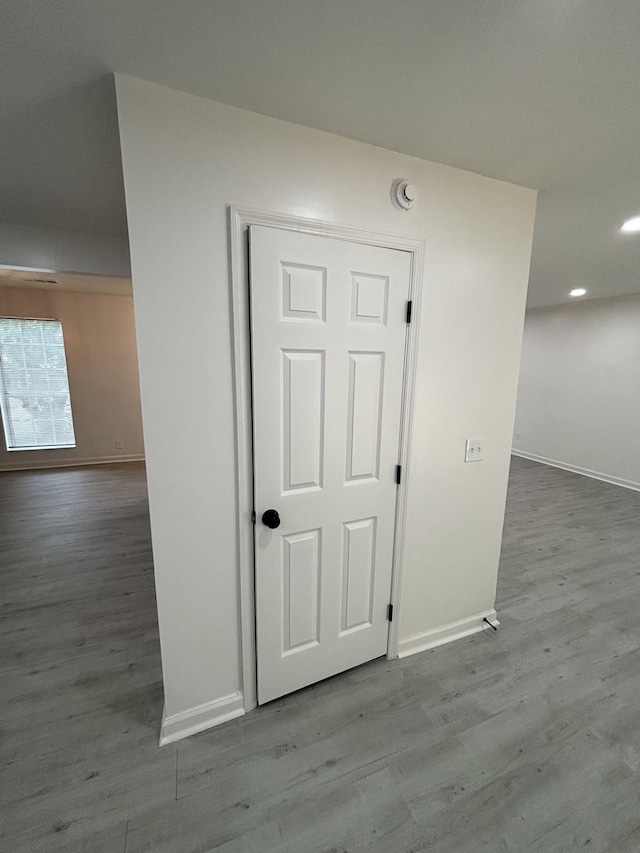 3221 New Towne Rd, Antioch, TN 37013 - detailed view of baseboards, wood finished floors, and recessed lighting