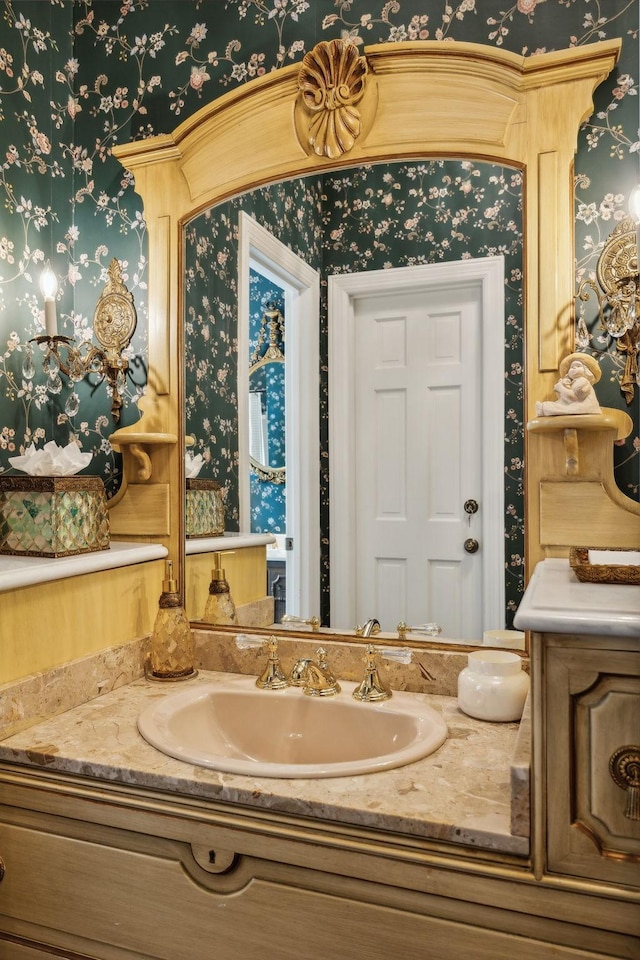 901 Fair St, Franklin, TN 37064 - bathroom with wallpapered walls and vanity