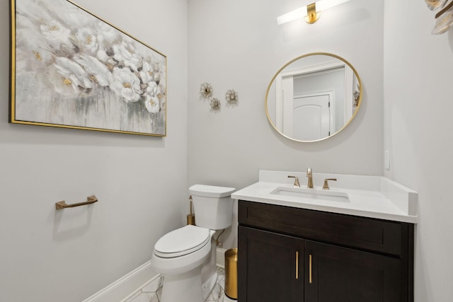 2143 White Poplar Ct, Murfreesboro, TN 37130 - bathroom featuring baseboards, toilet, and vanity