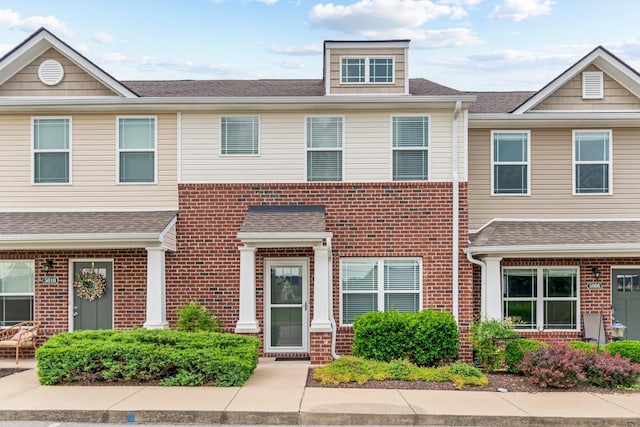 5008 Fennel Ct, Spring Hill, TN 37174 - townhome / multi-family property featuring brick siding and roof with shingles