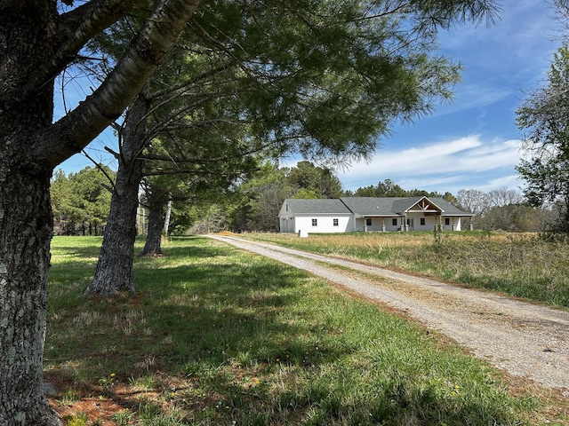 226 Douglas Rd, Murray, KY 42071 - view of front of home featuring a front yard and driveway