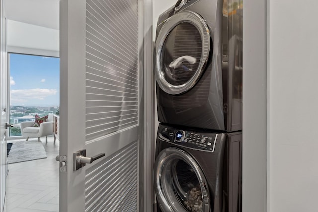 1616 W End Ave Unit 2008, Nashville, TN 37203 - laundry room with estacked washer and dryer