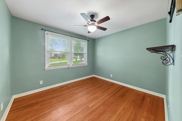 206 Crestland Dr, Columbia, TN 38401 - unfurnished room with ceiling fan, wood finished floors, and baseboards