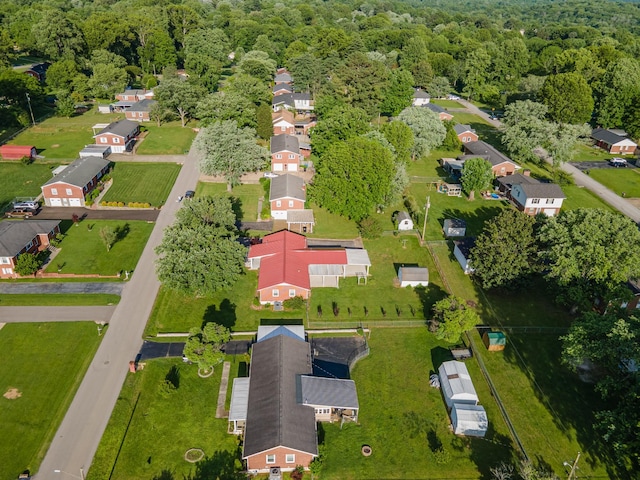 206 Crestland Dr, Columbia, TN 38401 - view of property location featuring nearby suburban area and a heavily wooded area