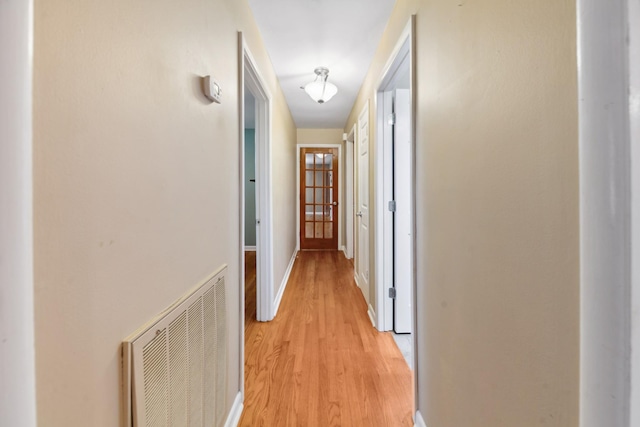 206 Crestland Dr, Columbia, TN 38401 - hallway featuring light wood-style floors and baseboards