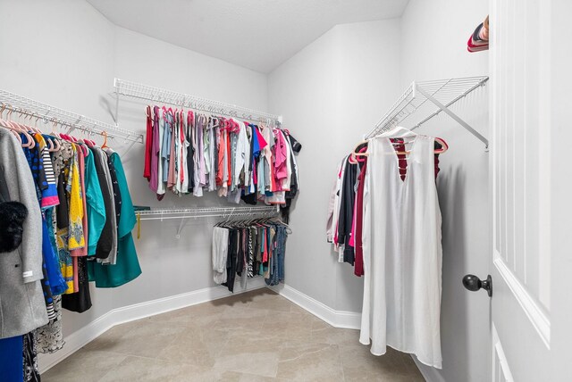 1161 Reda Dr, Clarksville, TN 37042 - view of spacious closet