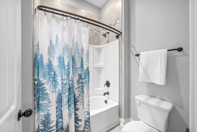 1161 Reda Dr, Clarksville, TN 37042 - bathroom featuring toilet and shower / bath combo