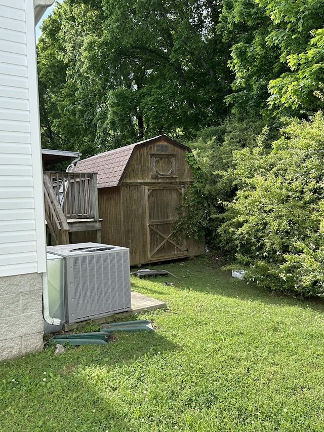 1140 Brittany Park Ln, Antioch, TN 37013 - view of grassy yard featuring cooling unit