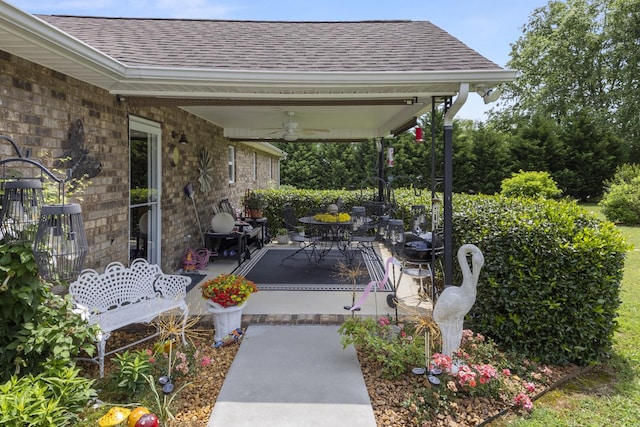 147 Crimson Dr, Winchester, TN 37398 - view of patio featuring ceiling fan