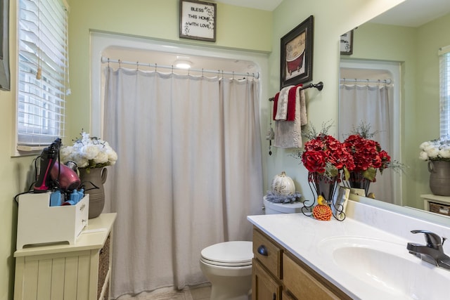 147 Crimson Dr, Winchester, TN 37398 - bathroom featuring vanity and toilet
