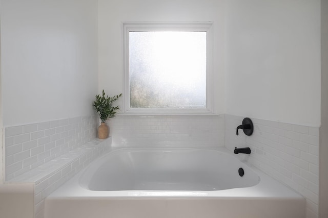 100 Nancy Ct, Hermitage, TN 37076 - full bath featuring a garden tub