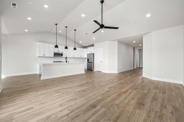 0 Stonehorn Dr, Bell Buckle, TN 37020 - unfurnished living room featuring a sink, a ceiling fan, light wood-style flooring, baseboards, and recessed lighting