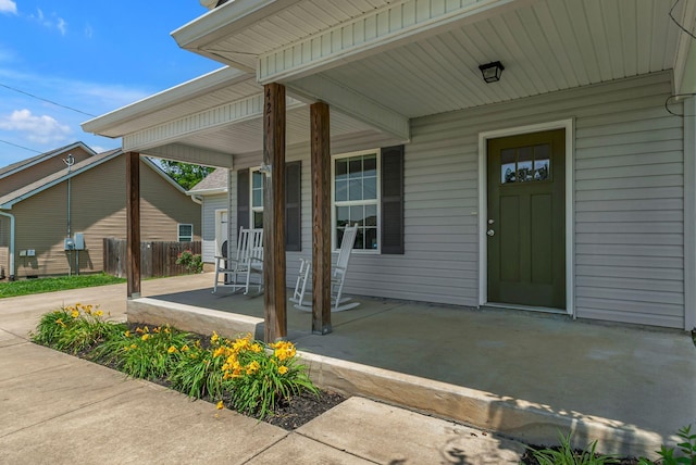 421 Willis Way, Columbia, TN 38401 - property entrance featuring covered porch