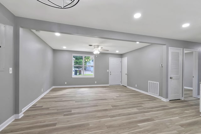 4904 Algonquin Trl, Antioch, TN 37013 - unfurnished living room featuring baseboards, light wood-style flooring, a ceiling fan, and recessed lighting