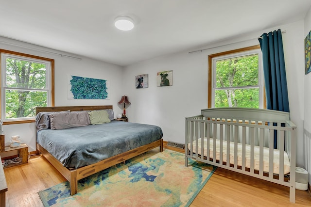 415 Isaac Dr, Goodlettsville, TN 37072 - bedroom featuring wood finished floors and baseboards