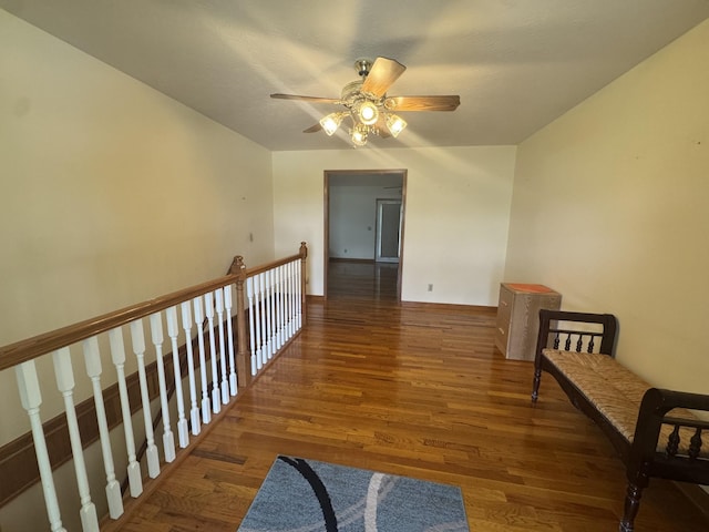 325 Lafayette Ct, Moss, TN 38575 - hall featuring wood finished floors and baseboards