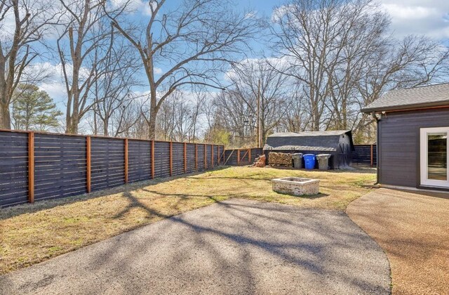 117 Park Cir, Columbia, TN 38401 - view of yard with a fire pit and a patio