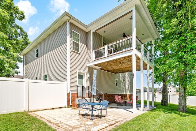 258 Bellshire Dr, Clarksville, TN 37043 - back of house featuring a patio area, a ceiling fan, and a balcony