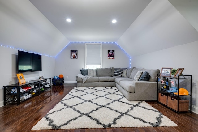 1092 Meeks Cemetery Rd, Burns, TN 37029 - living area with baseboards, vaulted ceiling, dark wood-style flooring, and recessed lighting