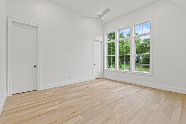 1438 Janie Ave, Nashville, TN 37216 - unfurnished room featuring baseboards, light wood finished floors, and a ceiling fan