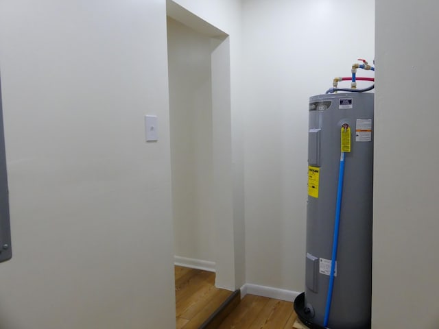 205 W 5th St, Parsons, TN 38363 - utilities featuring water heater