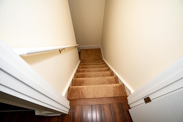 1820 Lanceford Ct, Franklin, TN 37067 - stairs featuring baseboards