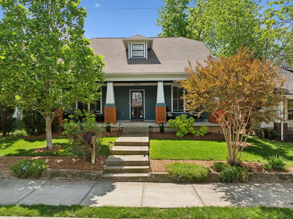 1812 Boscobel St, Nashville, TN 37206 - photo 1