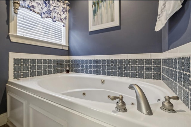 5122 Stonewood Dr, Smyrna, TN 37167 - full bathroom with a jetted tub
