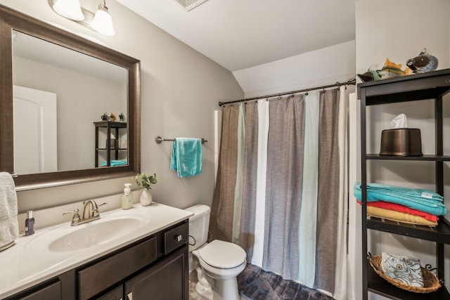 1420 Whispering Oaks Dr, Lebanon, TN 37090 - full bathroom with toilet, vanity, vaulted ceiling, and a shower with shower curtain