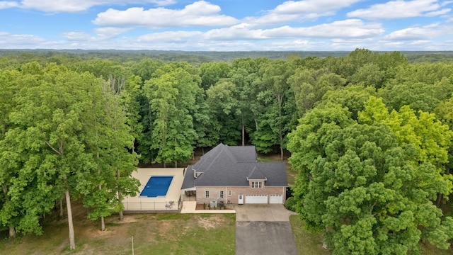 6948 Whispering Oaks Dr, Springfield, TN 37172 - aerial view of property and surrounding area with a heavily wooded area
