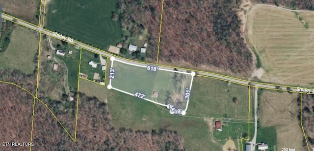 1560 Shirley Rd, Allardt, TN 38504