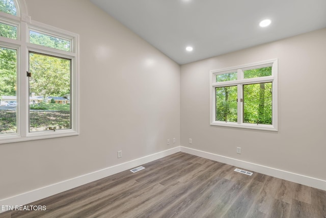 17 Westover Dr, Oak Ridge, TN 37830 - unfurnished room with baseboards, plenty of natural light, wood finished floors, and recessed lighting
