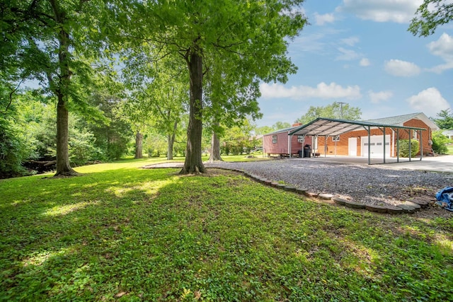 120 Donna Dr, Hendersonville, TN 37075 - view of grassy yard with driveway